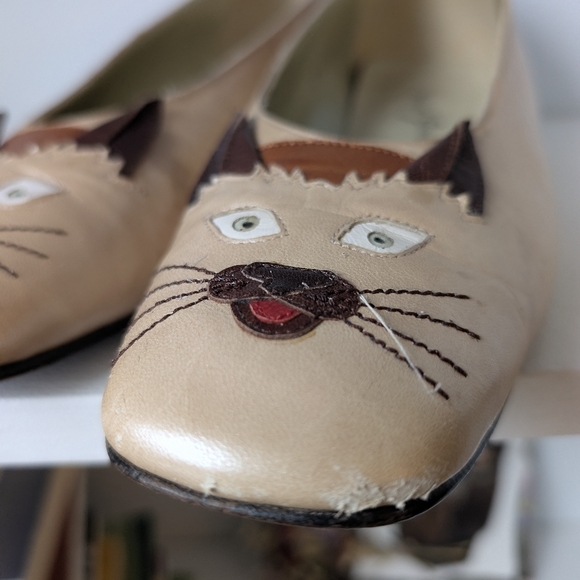 Vintage 80s Women's Cat Face Shoes Margaret Jerrold Patten Leather Flats Size 10 - Picture 3 of 14